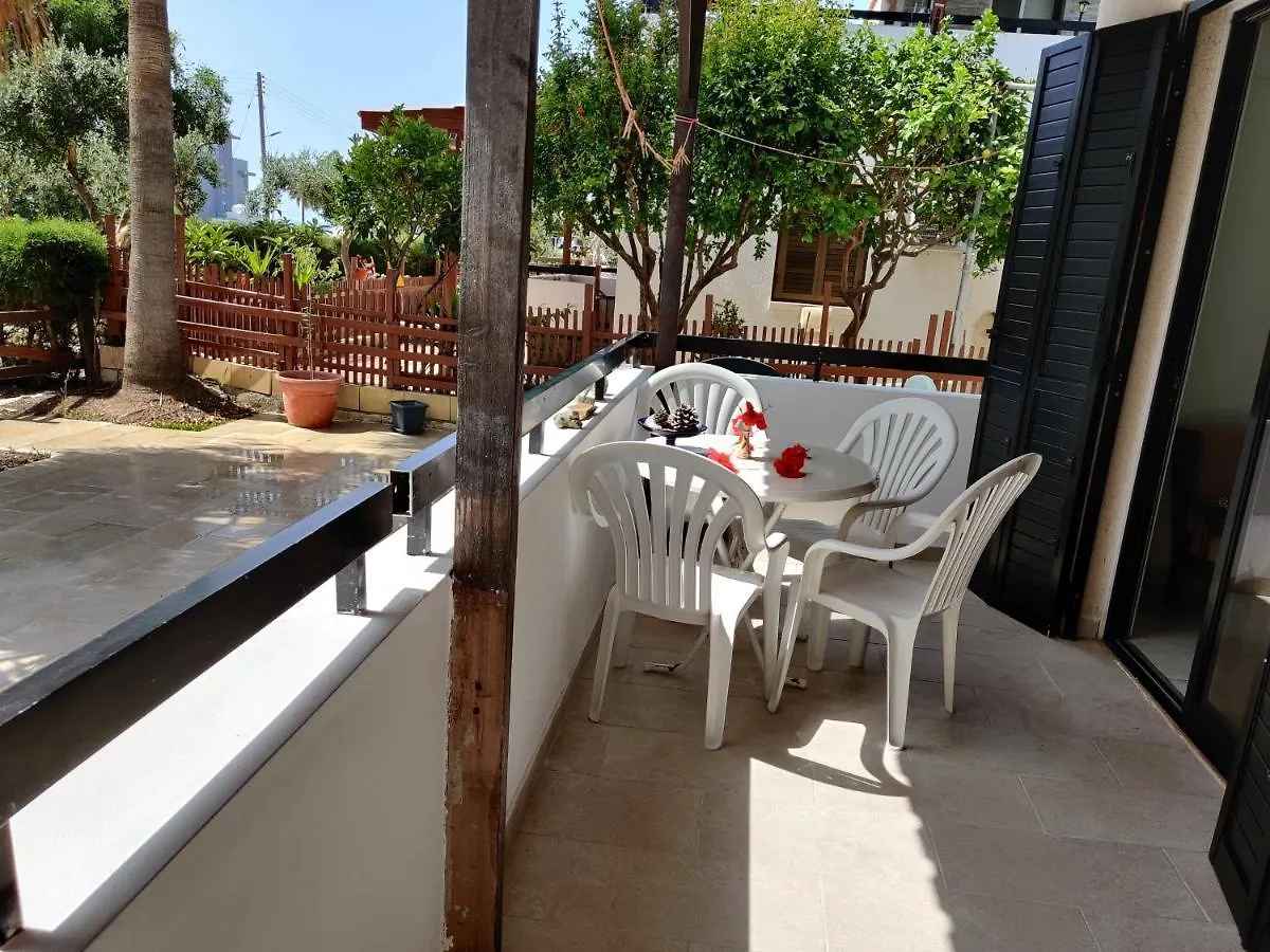 Holiday home Palm Garden Paradise Perivolia Cyprus